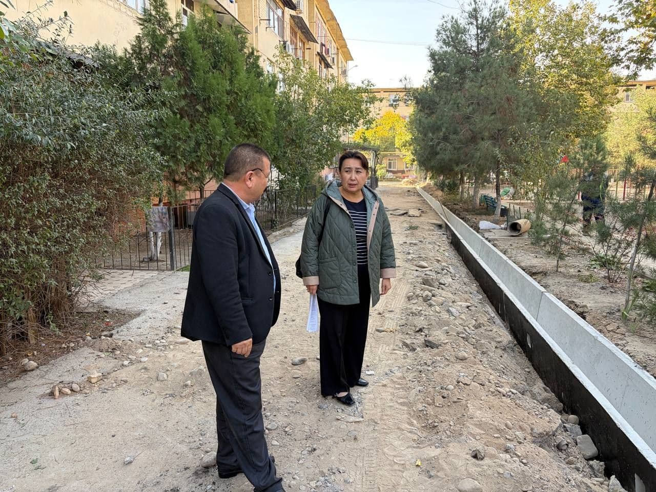 🏛 Binokor mahallasida aholini qiynab kelayotgan ariq va yölaklar muammosi hal etilmoqda