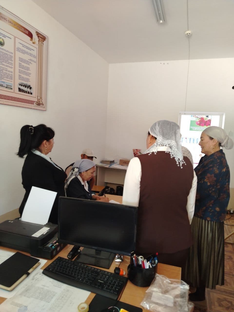 XALQ DEPUTATLARI UCHQUDUQ TUMANI KENGASHI