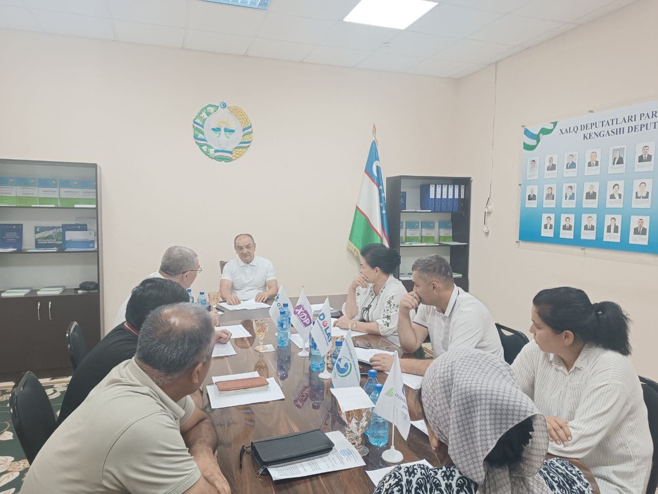 XALQ DEPUTATLARI PARKENT TUMAN KENGASHI DOIMIY KOMISSIYASINING YIG‘ILISHI BO‘LIB O‘TDI.