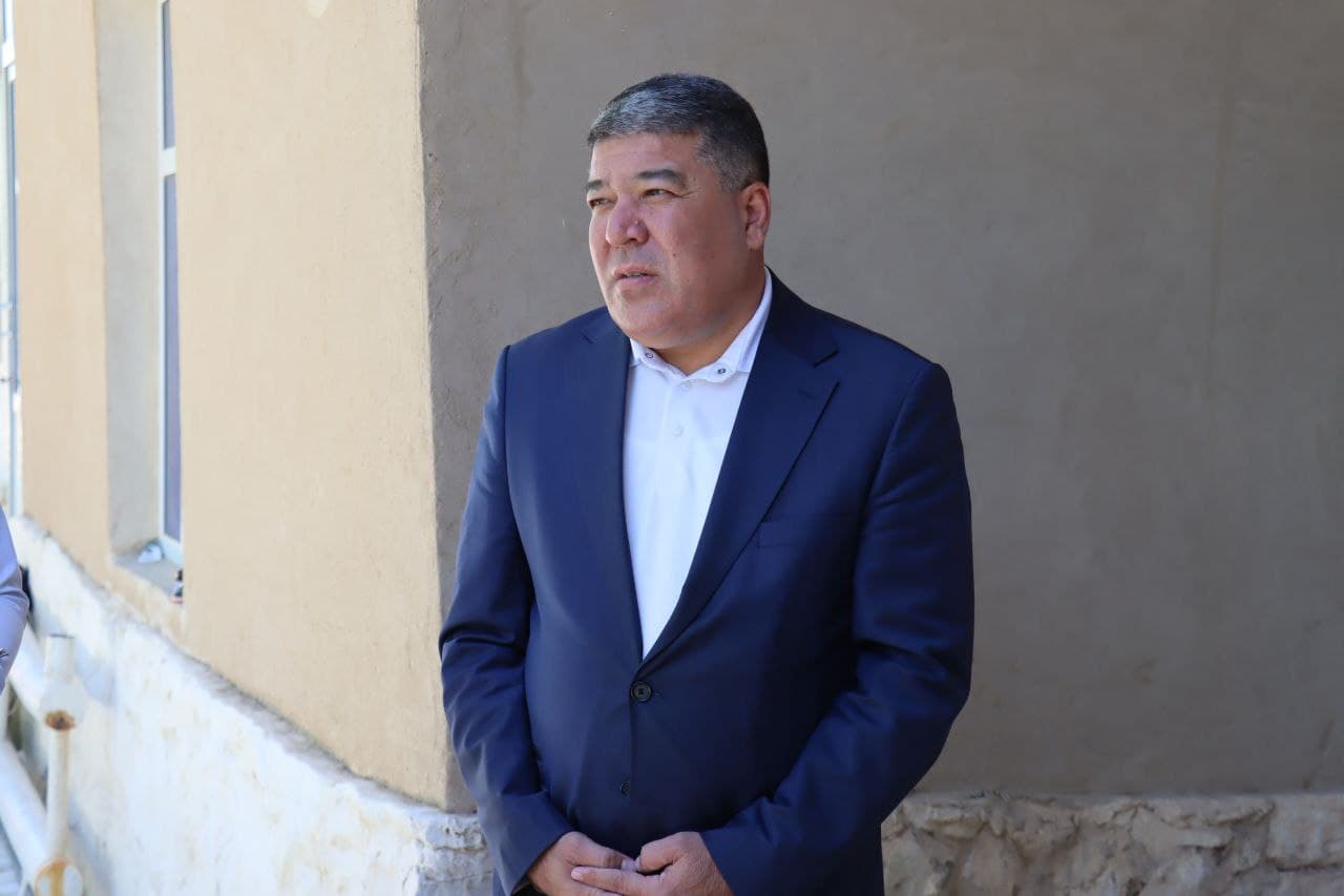 Gʻozg‘on shahar hokimi Azim Bazarov tegishli mas’ullar bilan birgalikda "Marmarobod" MFY hududida istiqomat qiluvchi, ayni vaqtda xorijda mehnat qilib kelayotgan fuqarolar oila a’zolari holidan xabar olindi.