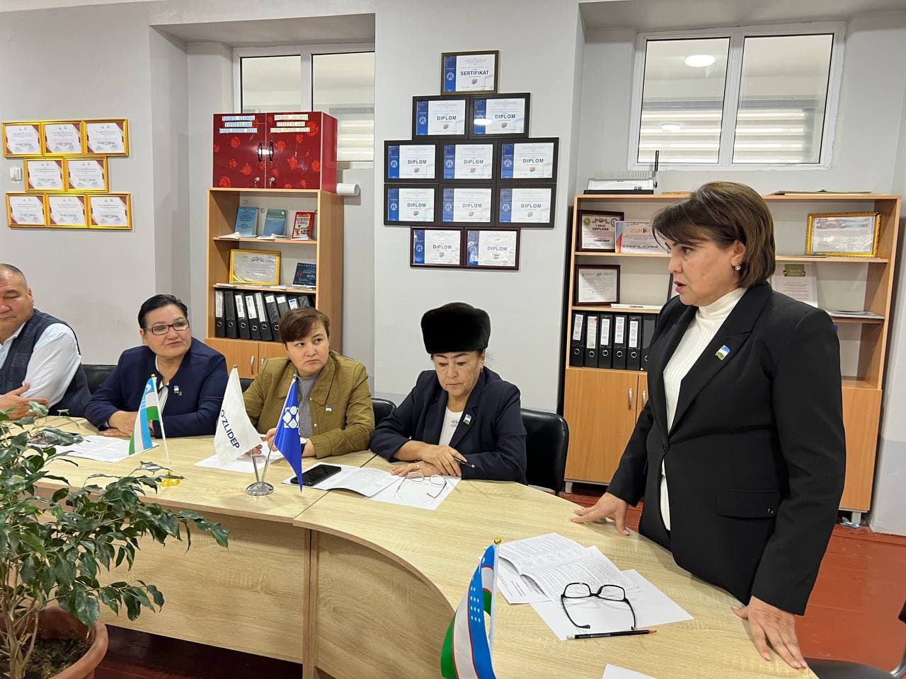 “Mahallani rivojlantirish va jamiyatni yuksaltirish” yili doirasida tuman  hokimining 2025 yil yakunlari va  2026 yilga moʻljallangan ustivor vazifalar, aholi farovonligini oshirish hamda hududlarni barqaror ijtimoiy-iqtisodiy rivojlanishi va xavfsiz muhitni ta'minlash