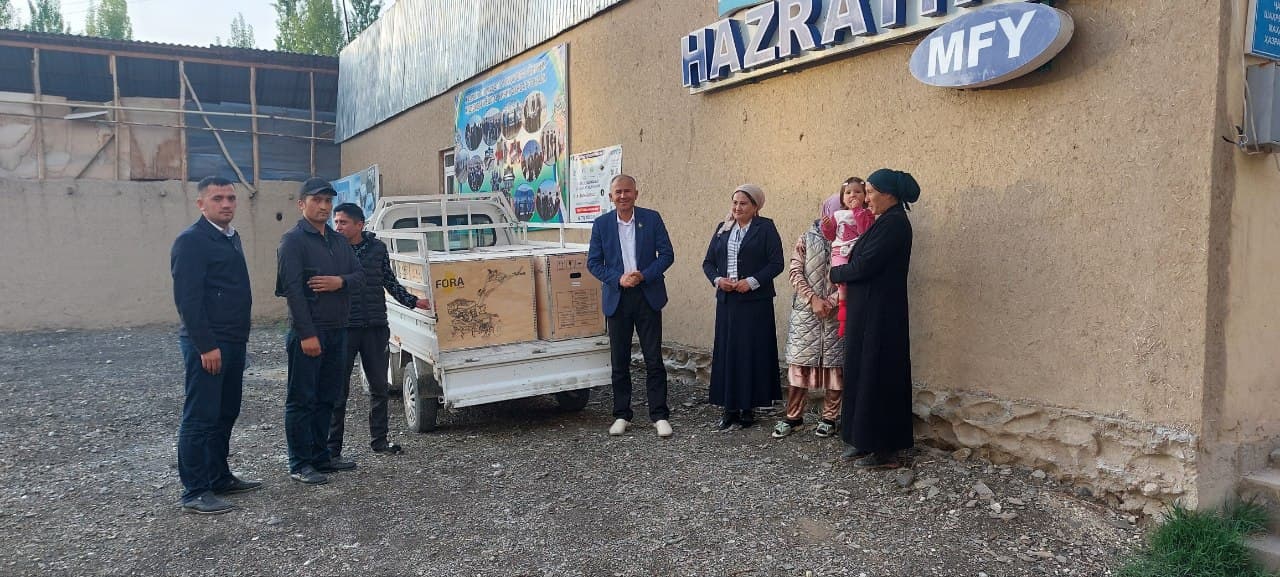 ДЕПУТАТ НАЗОРАТИДА Маҳаллалардаги муаммоларни ҳал этишда халқ депутатлари маҳаллий Кенгашлари депутатларининг “Маҳалла еттилиги” билан ўзаро ҳамкорлиги, Берилаётган эътибор туфайли ишсиз фуқаролар бандлиги таъминланмоқда